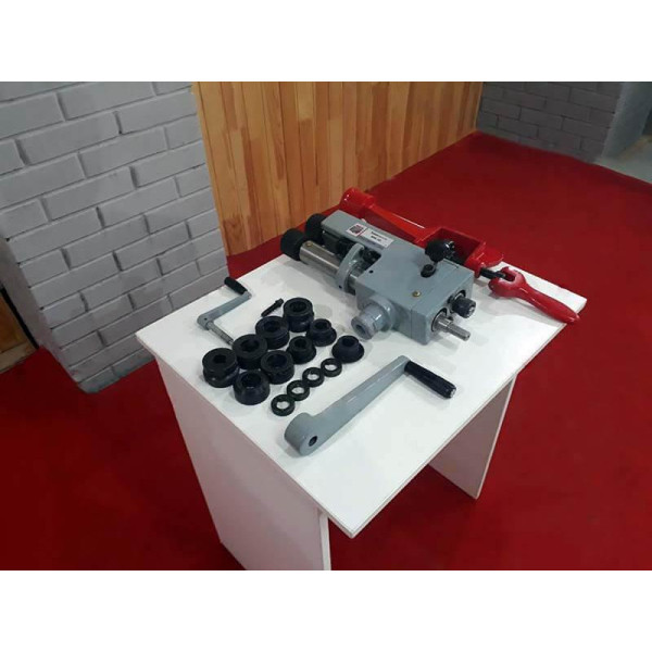 Картинка - Ручной отбортовочный станок Holzmann SKM200