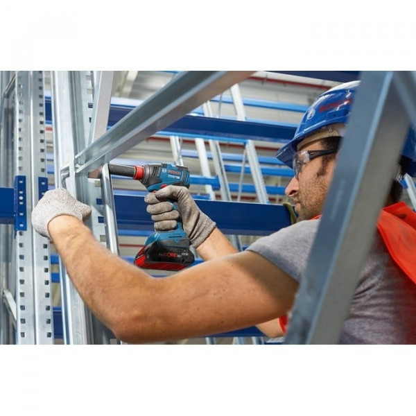 Картинка - Аккумуляторный ударный гайковерт Bosch GDX 18V-200 C без АКБ