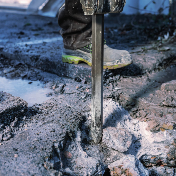 Фото - Зубило Bosch PRO Hex 28-4C загострене, 400 мм