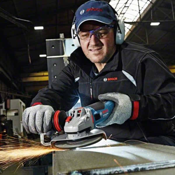 Фото - Кутова шліфмашина Bosch GWS 19-125 CI