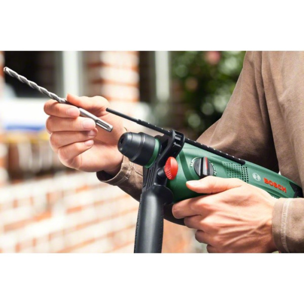 Картинка - Перфоратор Bosch PBH 2100 RE (06033A9320)
