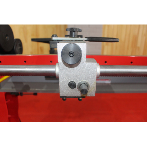 Картинка - Токарный станок для обработки и заточки заготовок Holzmann VD 1100N