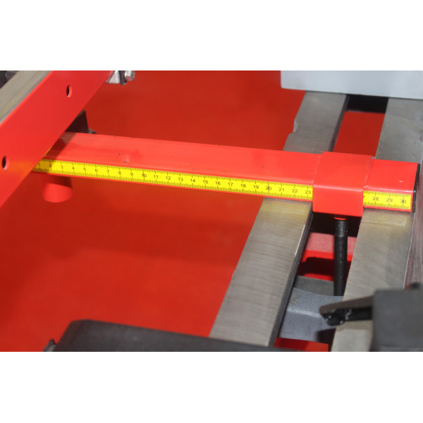 Картинка - Токарный станок для обработки и заточки заготовок Holzmann VD 1100N