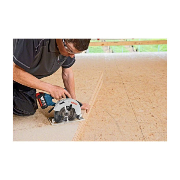Фото - Акумуляторна дискова пила Bosch GKS 18V-57