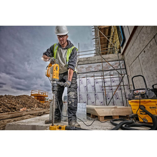 Картинка - Перфоратор DeWALT D25733K