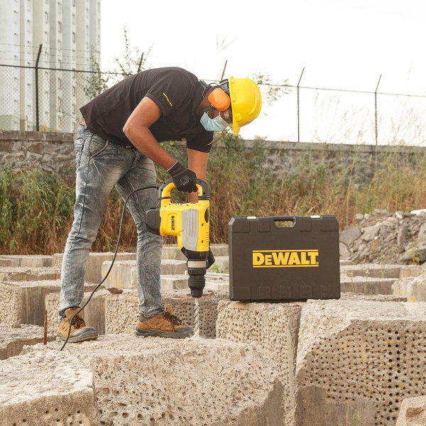Картинка - Перфоратор DeWALT D25733K