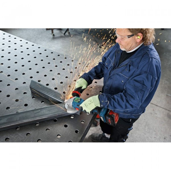 Картинка - Аккумуляторная угловая шлифмашина Bosch GWS 18V-15 C (06019H6000)