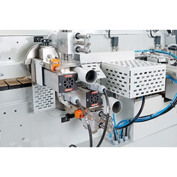 Картинка - Кромкооблицовочный станок Robland Alpha