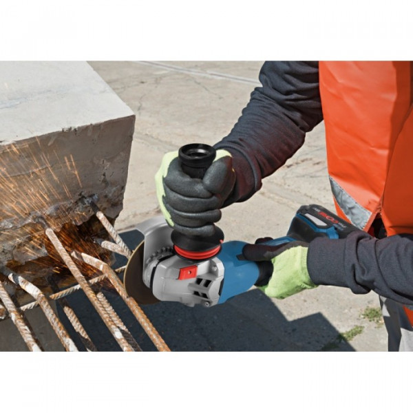 Картинка - Аккумуляторная угловая шлифмашина Bosch GWS 18V-15 SC (06019H6100)