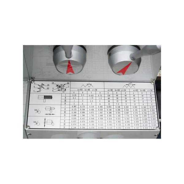 Фото - Токарний верстат Cormak TYTAN 330L