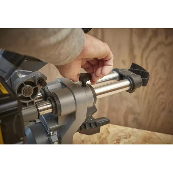 Фото - Пила торцювальна акумуляторна STANLEY FATMAX SFMCS701M1