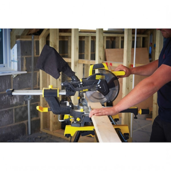 Фото - Пила торцювальна STANLEY FatMax FME721