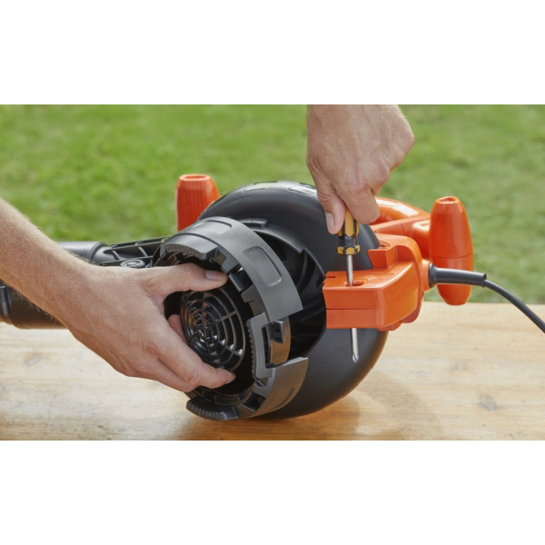 Фото - Садовий пилосос електричний BLACK+DECKER BEBLV290