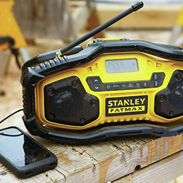 Фото - Радіо-зарядний пристрій STANLEY FatMax FMC770B