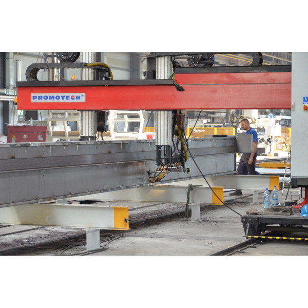 Фото - Зварювальні колони та лінії Promotech COLUMN AND BOOMS