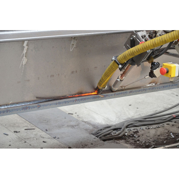 Фото - Зварювальні колони та лінії Promotech COLUMN AND BOOMS