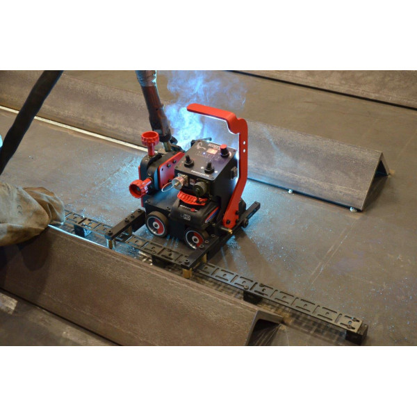 Фото - Акумуляторний зварювальний трактор Promotech Scorpio Battery